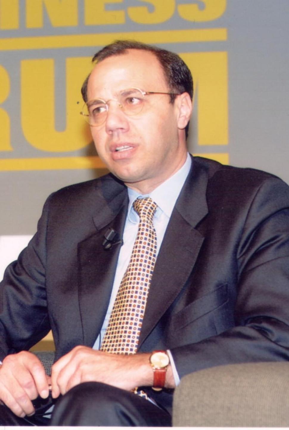 Dirigenti, Wheeler sostituisce Garau con Satta