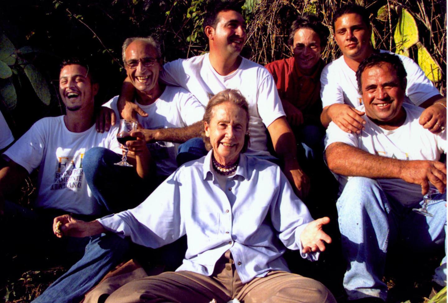 Addio a Giulia Maria Crespi, la signora del Fai innamorata della Sardegna 