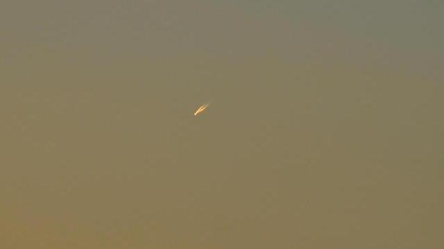 Con il naso all’insù a caccia della cometa