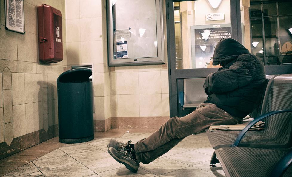 «Io, finito a vivere in auto a causa del lockdown Con Arca una nuova vita»