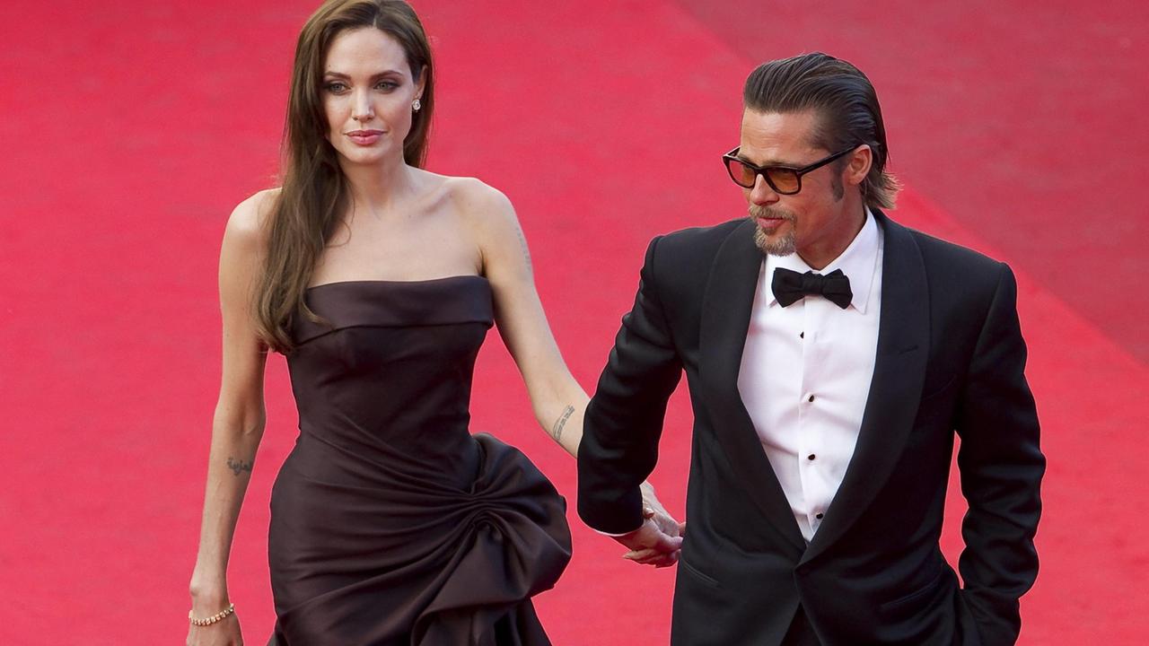 La coppia mano nella mano a Cannes, 2016