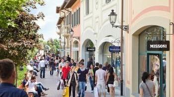 Blumarine, Thun e i grandi marchi assumono all’Outlet di Barberino: come candidarsi