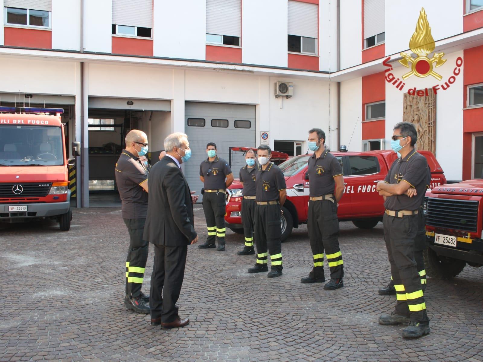 Visita del direttore regionale ai vigili del fuoco di Reggio Emilia