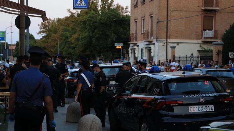 Blitz antidroga in centro a Nonantola: arresti, perquisizioni e una famiglia in manette