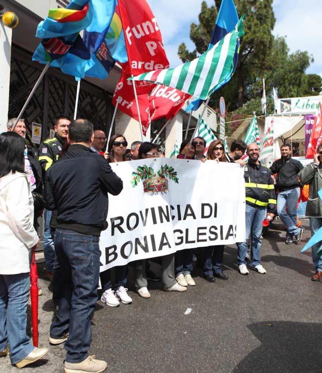 I comitati spontanei: «Sulle Province no alle imposizioni» 