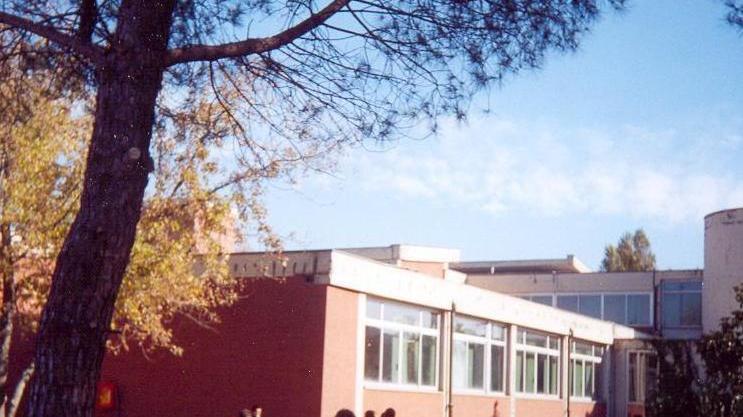 Tutti insieme in aula senza rinunciare a laboratori e rientri. Mensa: ipotesi turni