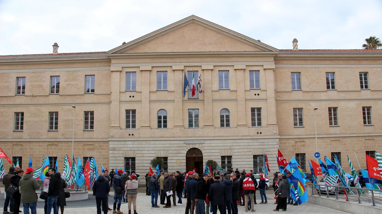 Sanità, monta la protesta nel Sassarese: a settembre in piazza