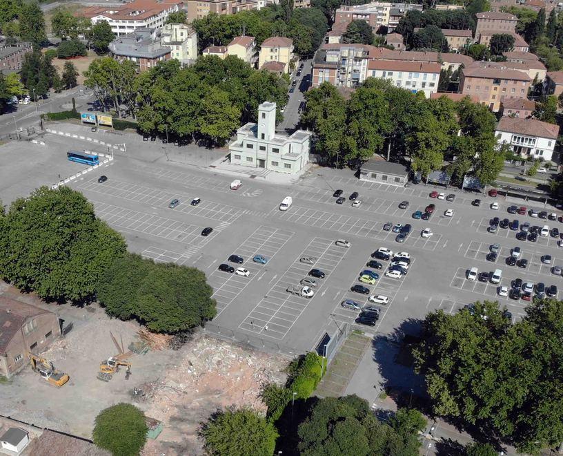 Ferrara, bilancio in pari per il Comune: coperti altri 3 milioni “Covid” 