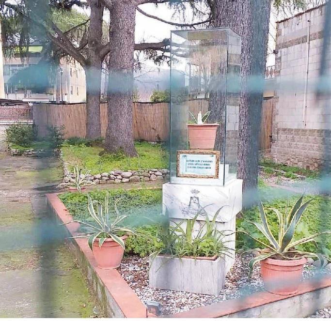 Una delle due ex sedi pratesi dei Discepoli dell’Annunciazione, quella di via Bologna