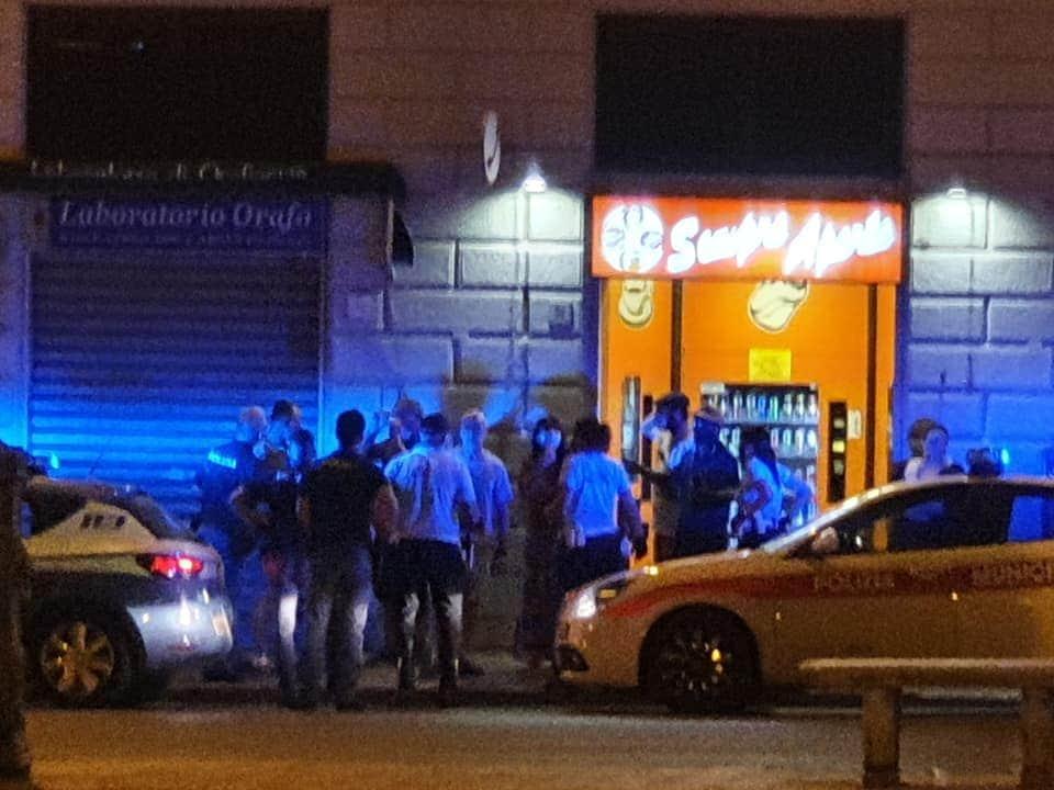 Le forze dell'ordine intervenute in piazza della Repubblica tra mercoledì 22 e giovedì 23 luglio