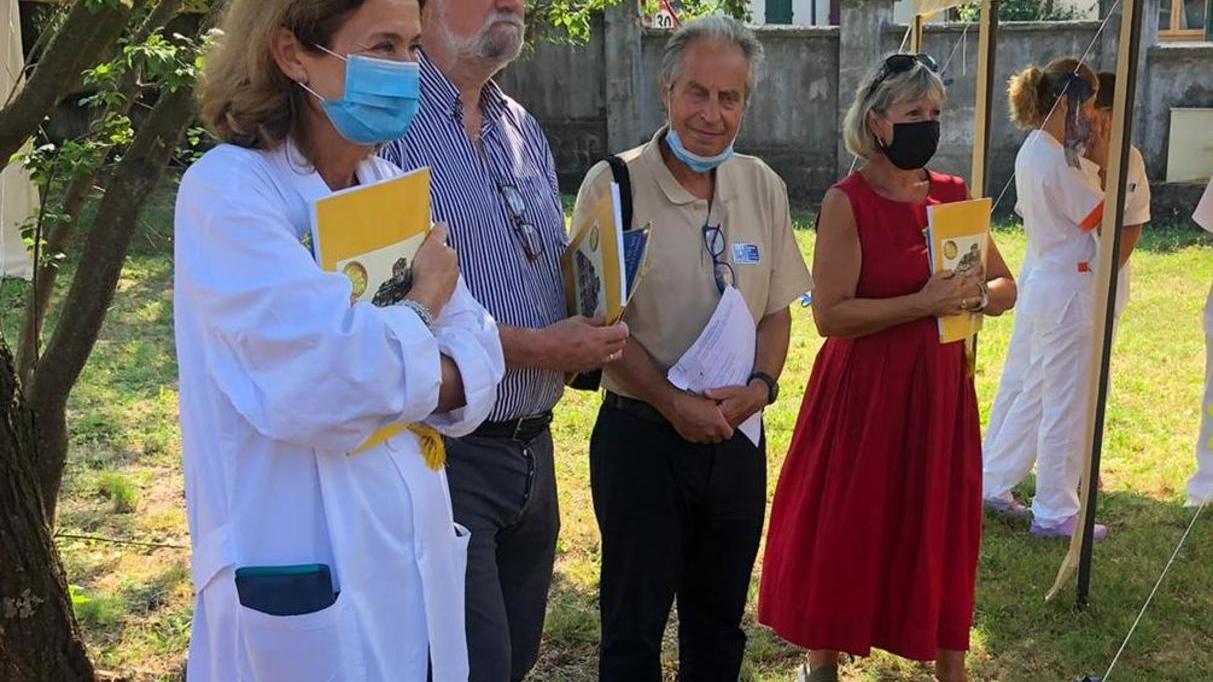 Un gazebo per ripartire nell’assistenza ai bimbi