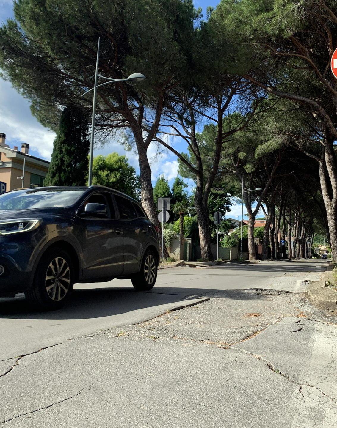 «Perché i lavori previsti lungo via Sardegna sono fermi al palo?»