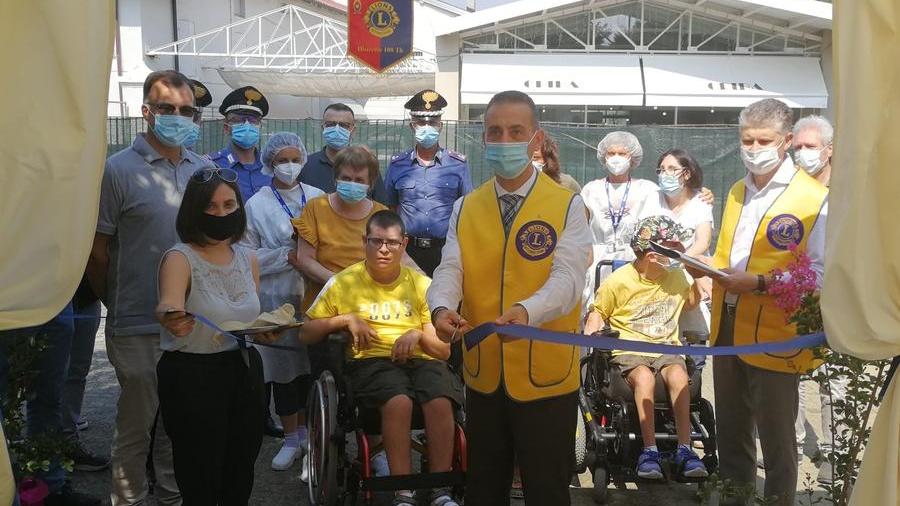 Il Lions ha donato un gazebo agli ospiti del centro “Fossetta”
