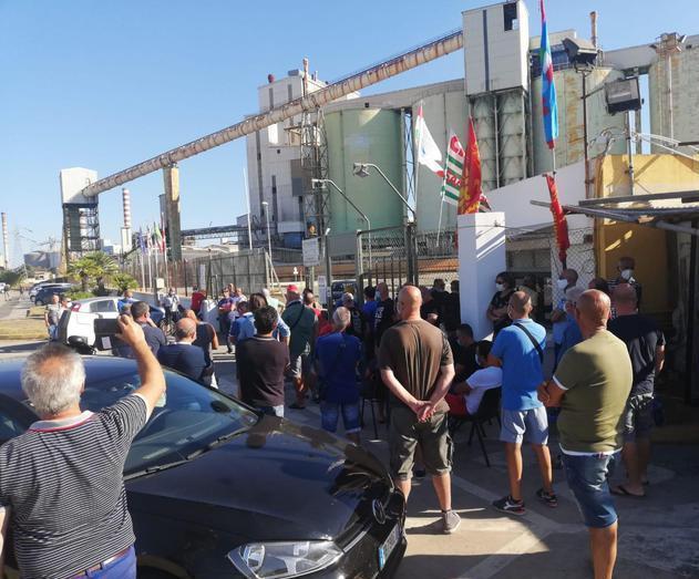 C’è l’accordo sull’energia ora l’ex Alcoa può ripartire 