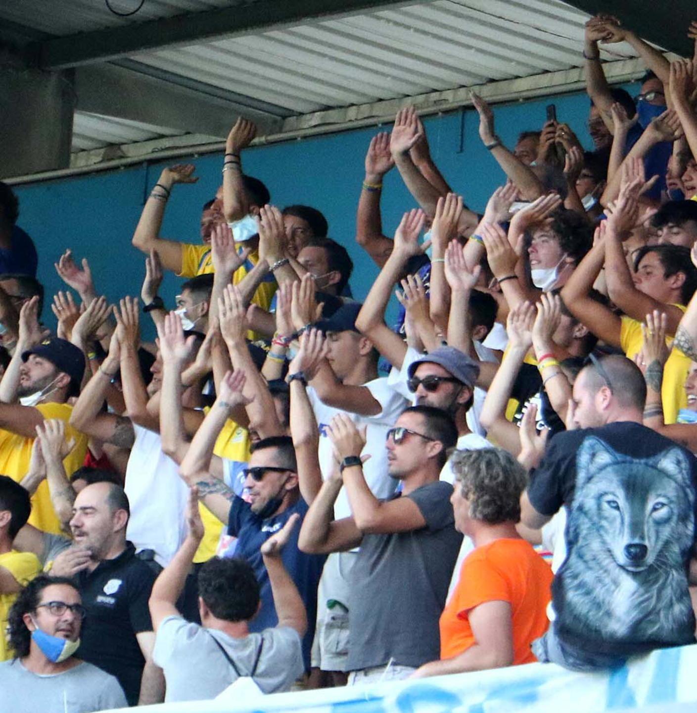 Stadio, sulla concessione i tifosi “stanano” il sindaco
