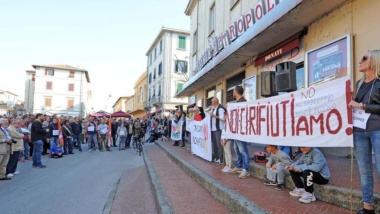 Dal fumo di camino a Rimateria ecco le segnalazioni all’Arpat