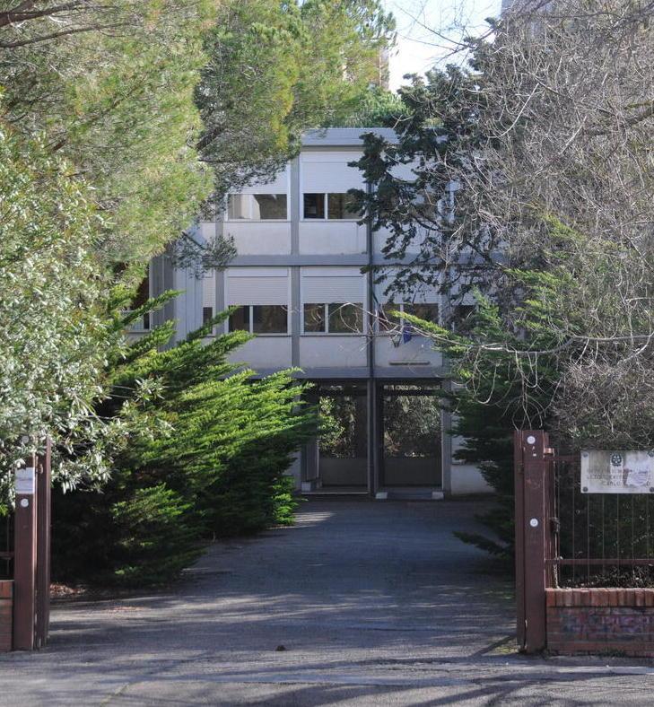Scuola, prove di rientro Si abbattono i muri per creare più spazio