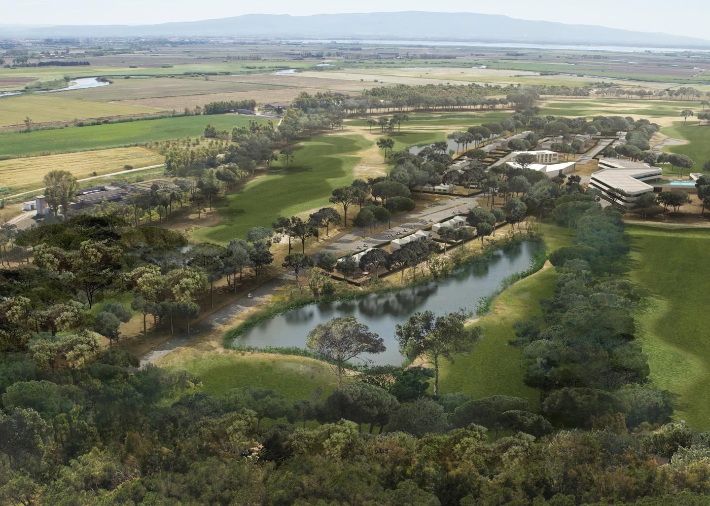 La Ivi dimezza: campo da golf a 9 buche 