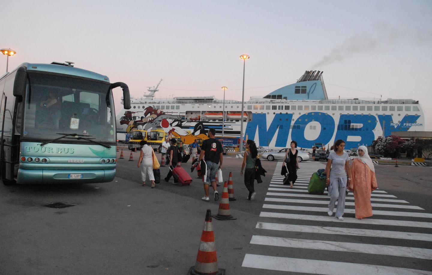 «L’offerta non è anomala» i bus navetta alla Sun lines 