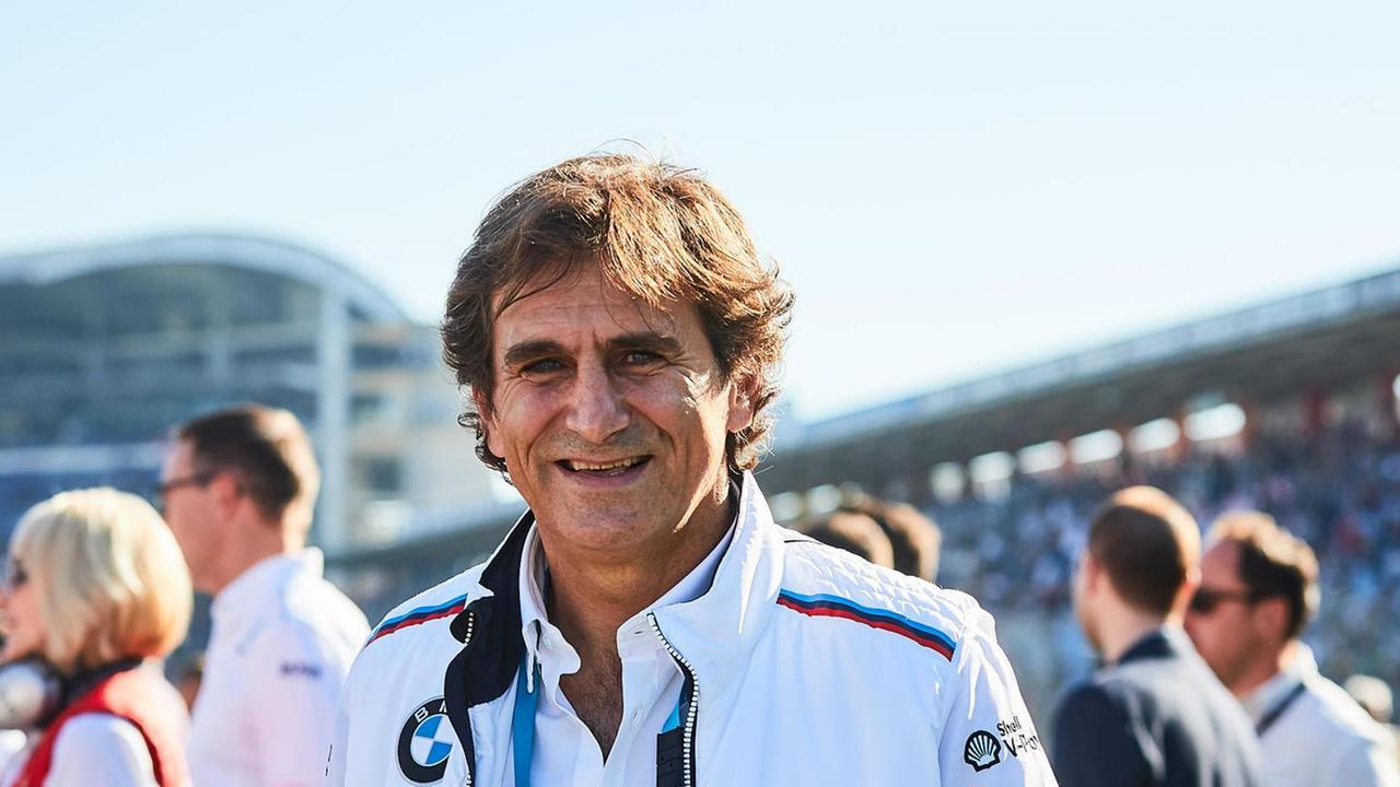 Otto staffettisti in gara per Zanardi Una corsa per gridare “forza Alex”