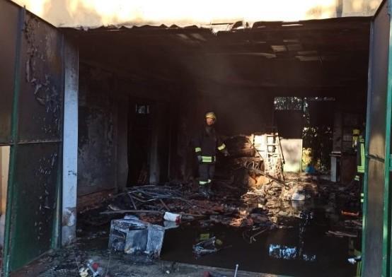 Esplode la casa mentre cucinano Gravi una donna e suo figlio 