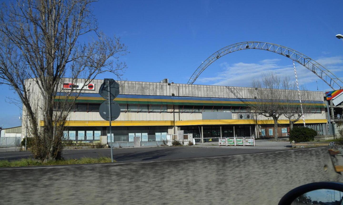 L’ex magazzino “Desio & Robé” a Navacchio