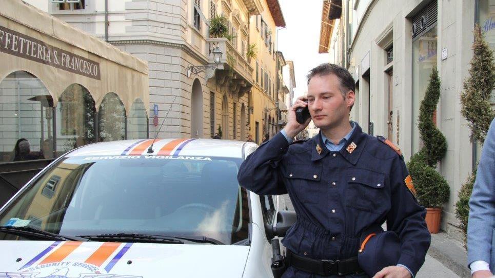 Una guardia giurata del Globo Vigilanza