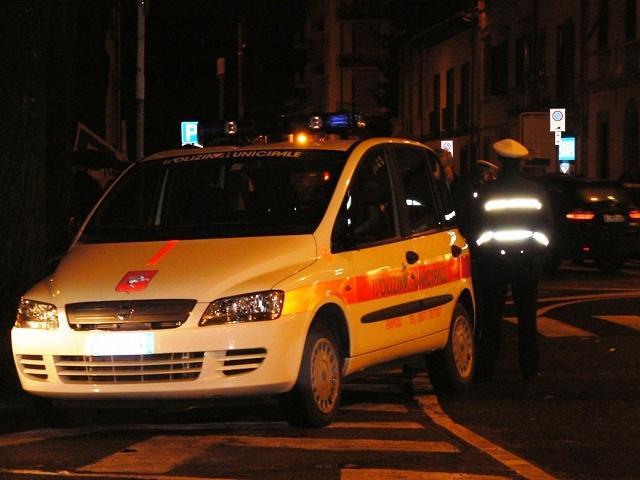 Schiamazzi notturni, altre 16 multe alla Castellina e a Paperino