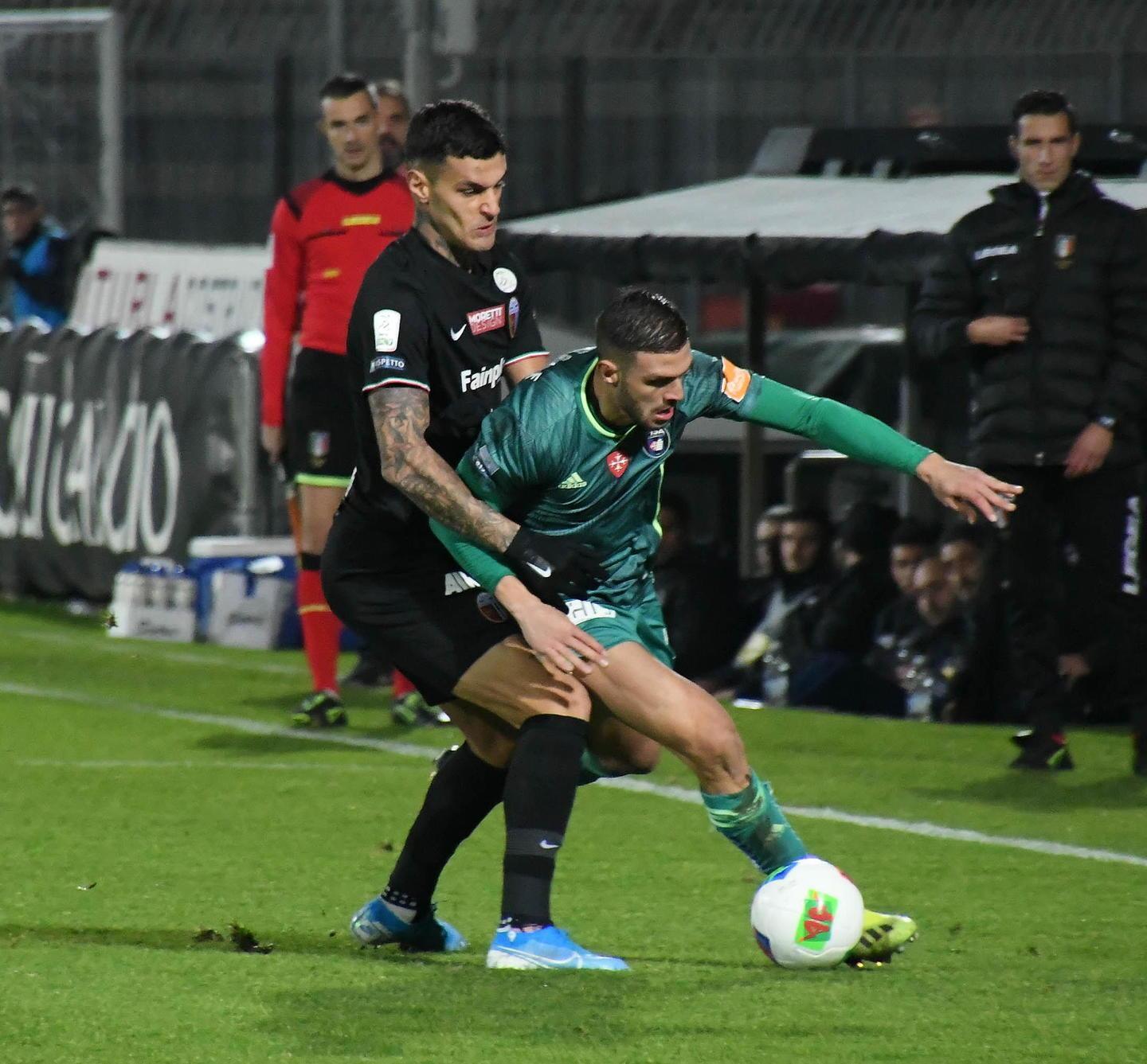 Pisa-Ascoli (ore 21), i tifosi chiedono un grande match e scortano la squadra 