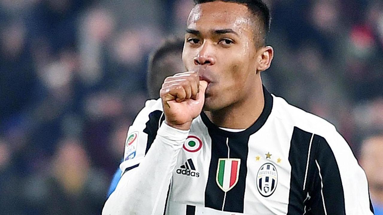 Alex Sandro Meno brillante, più “tattico”