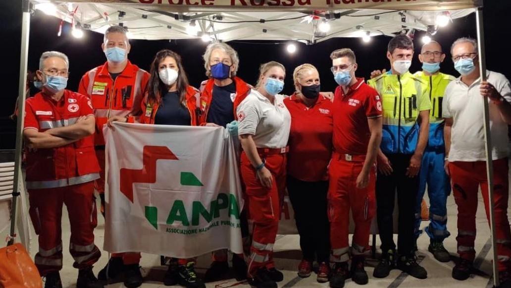 Quasi 200 test sierologici nella movida a Marina tutti i ragazzi risultati negativi