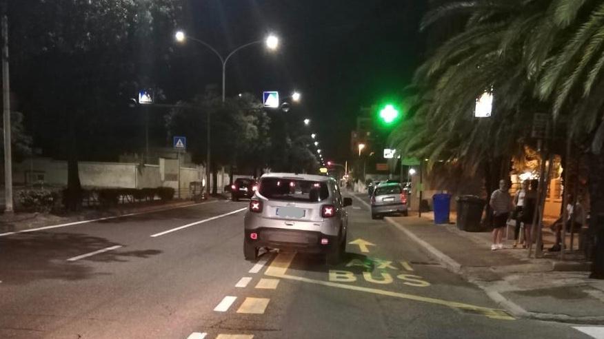Cagliari, 16enne travolto sulle strisce in viale Poetto