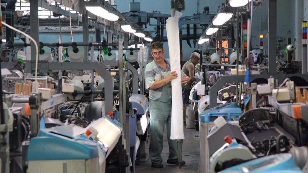 Crollano ordini e produzione, peggio di tutti il meccanotessile