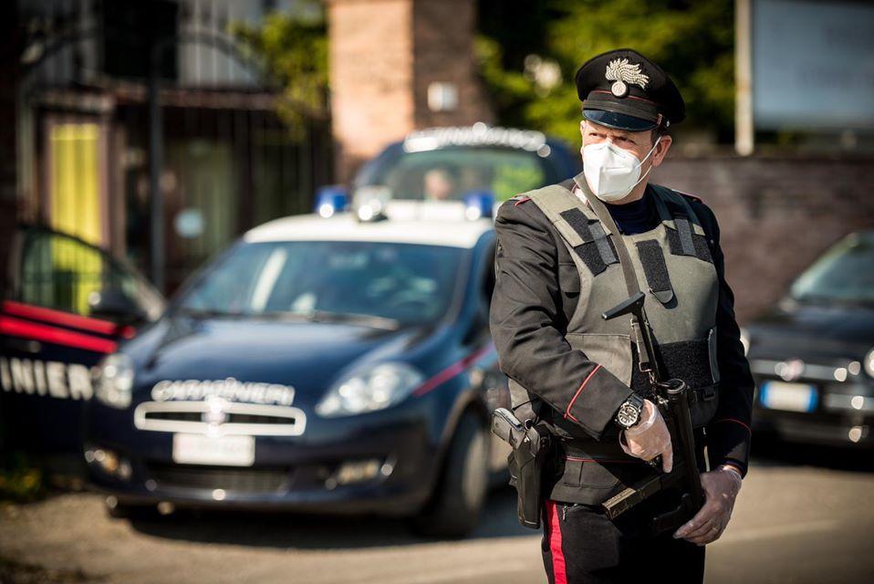 Sassuolo, lascia il cane in auto che muore per il caldo. Denunciato il proprietario 