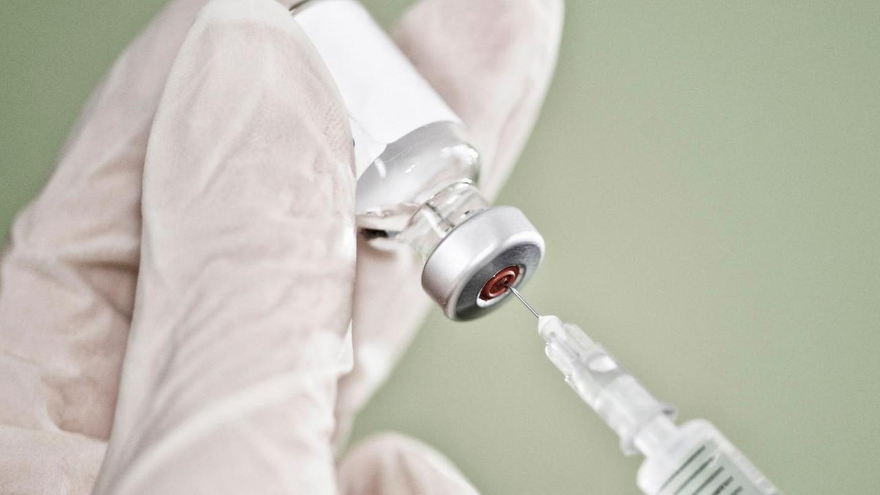 Via (su appuntamento) alle vaccinazioni riservate agli adulti