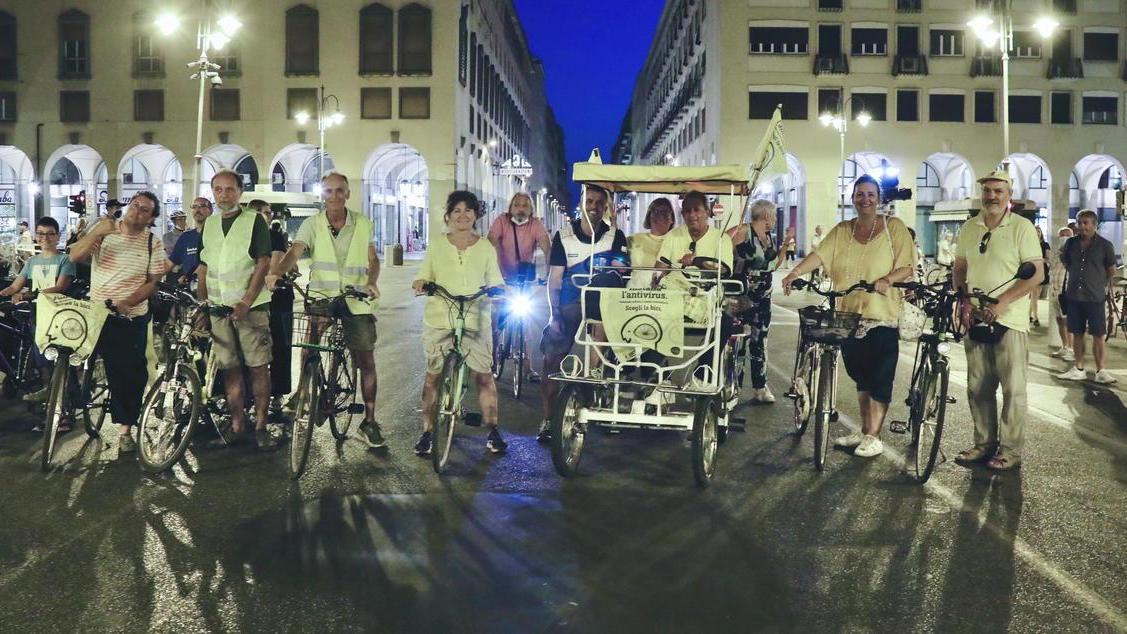 Che bella via Grande senz’auto ma i negozi erano tutti chiusi