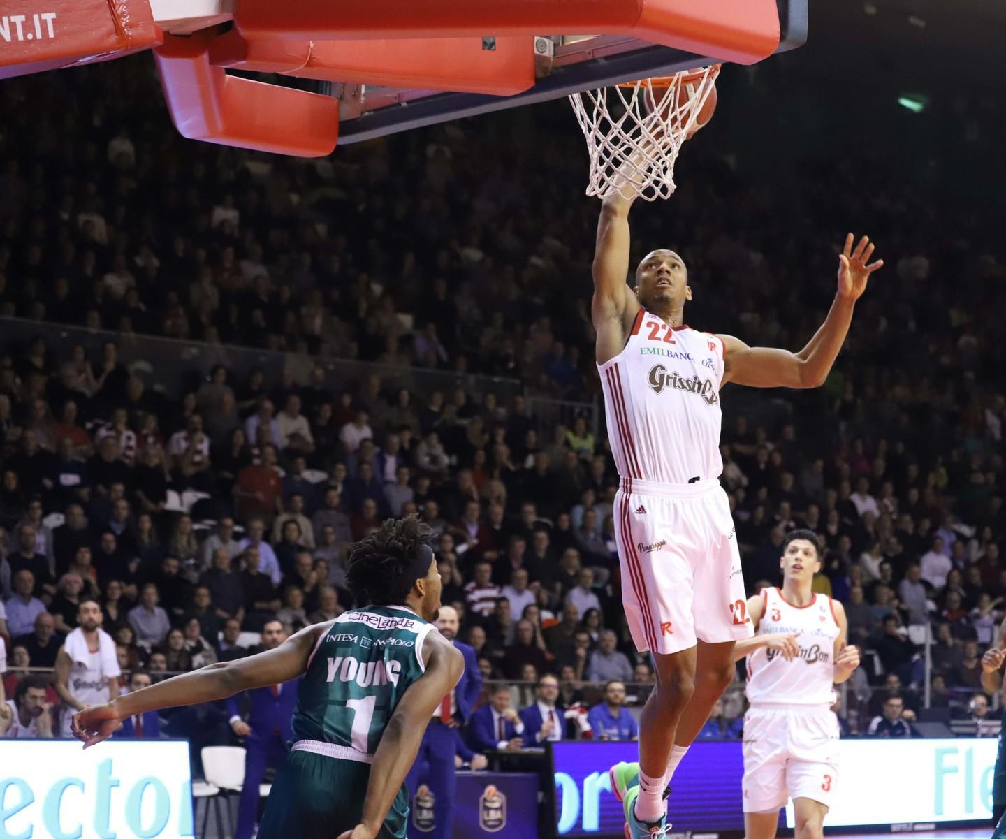 Il Covid tiene in scacco il campionato di serie A e i tifosi della Unahotels 