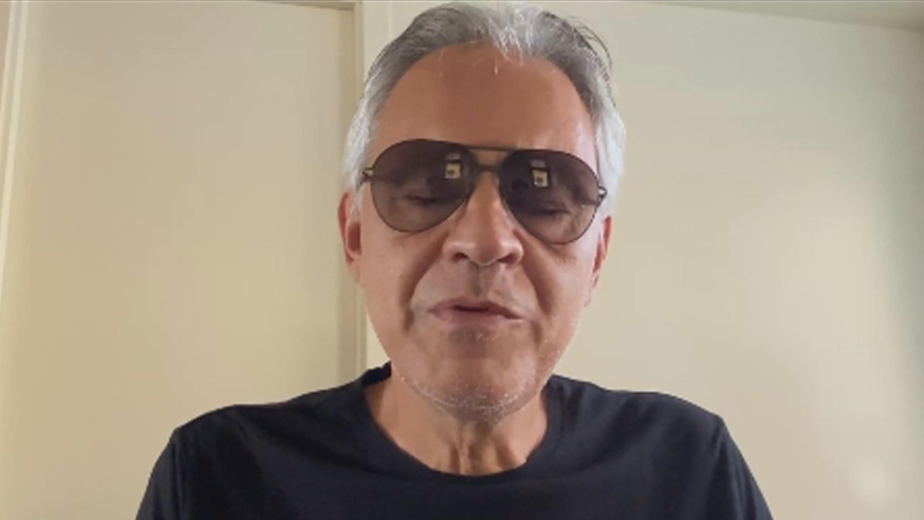 Bocelli si scusa per le parole sul Covid: "Intervento infelice, non volevo offendere chi è stato colpito"