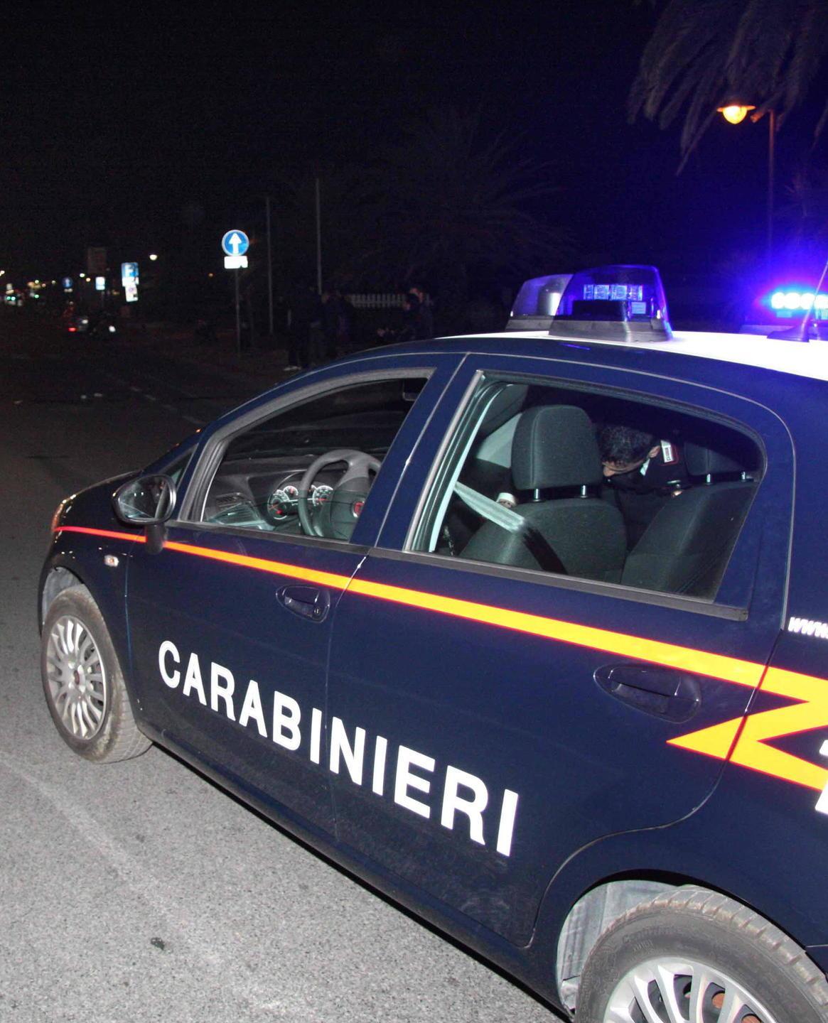 Violenza sessuale, i carabinieri sulle tracce dell’aggressore