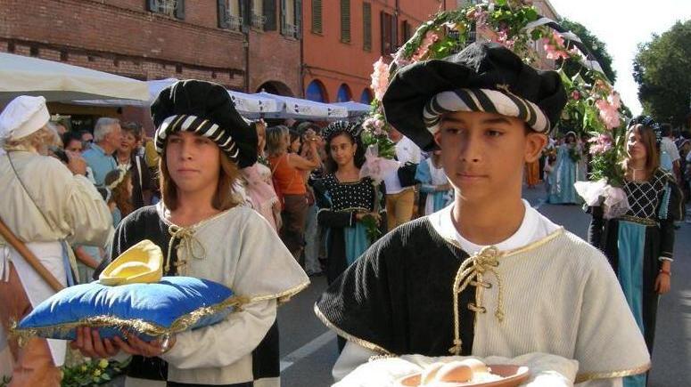 Bologna prova a scippare il tortellino a Castelfranco