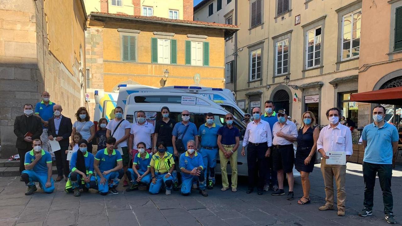Un mezzo attrezzato alla Misericordia per i diversamente abili