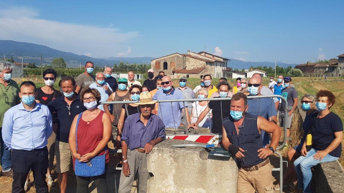 «Strada chiusa a tempo indeterminato» Disagi per la gente di Badia a Pacciana