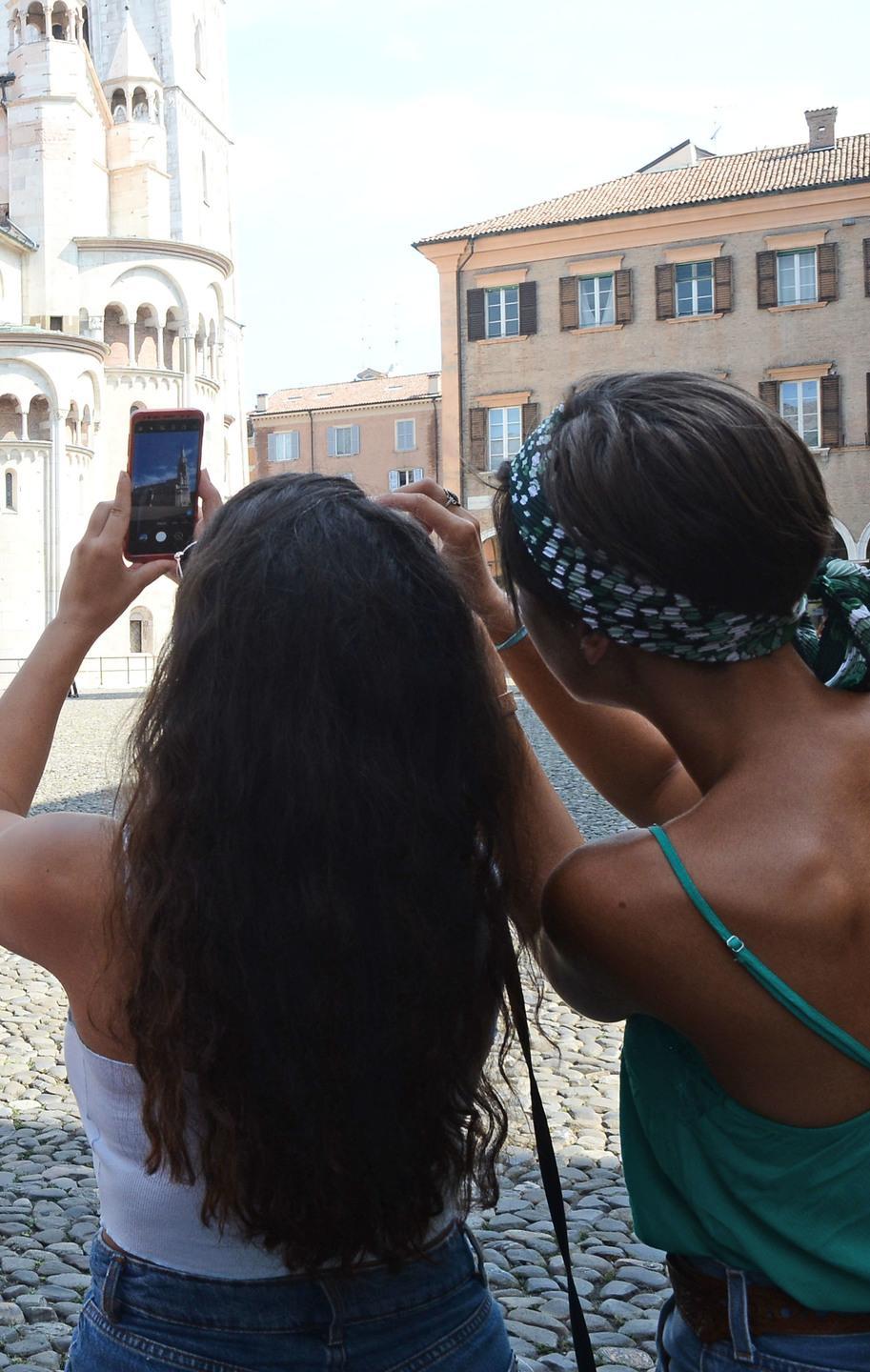 Ma gli eventi trainano con il “tutto esaurito” «Speriamo nella proroga Così Modena è più viva»