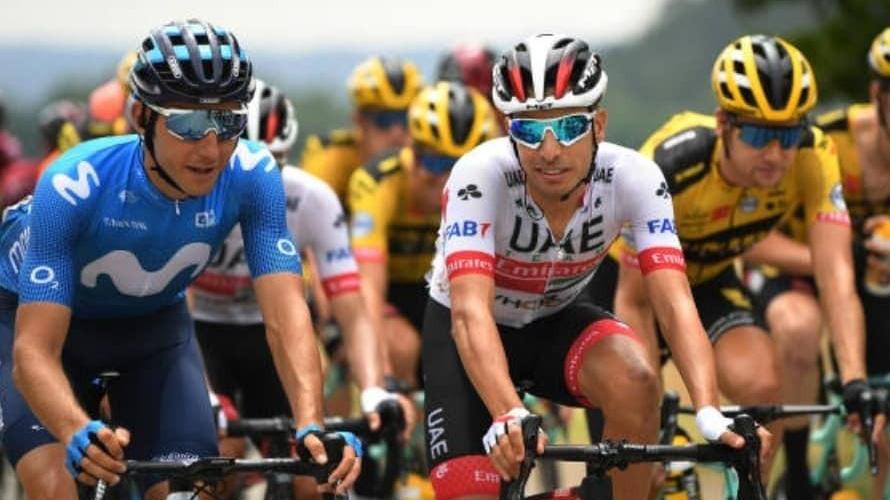 Fabio Aru con il gruppo nell’esordio a Burgos