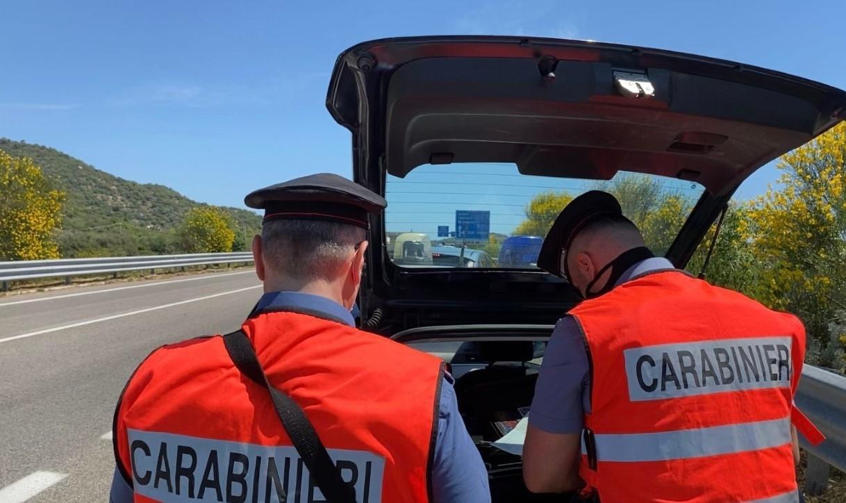 Tortolì, market della droga: 43enne arrestato per spaccio 