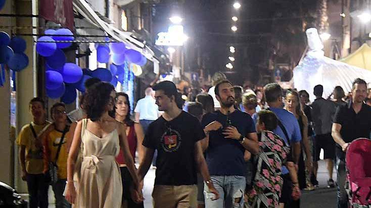 Notte Blu cancellata, Marina si spacca: «Esiste solo Carrara», «No, va bene così»