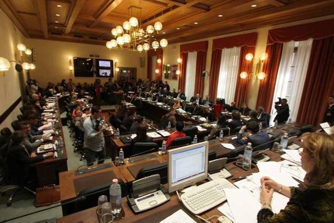 Trasferte rimborsate nel lockdown, i soldi saranno devoluti a progetti sociali 