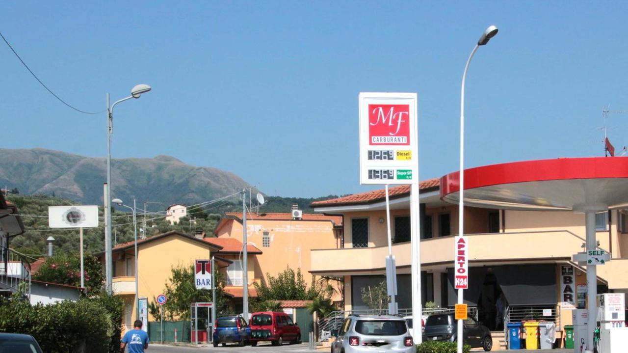 Bar e negozi 4 ore senza acqua «Non si sapeva»