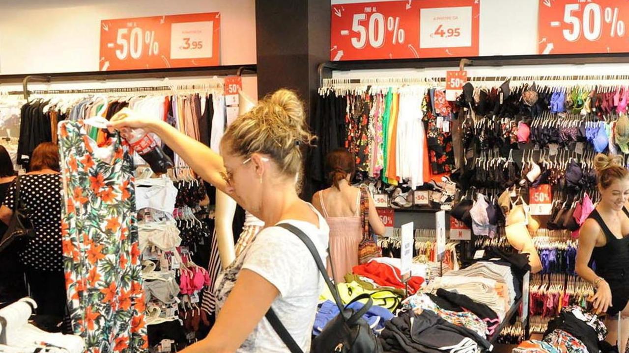Notte degli sconti in centro e Vinicio Capossela a Marina