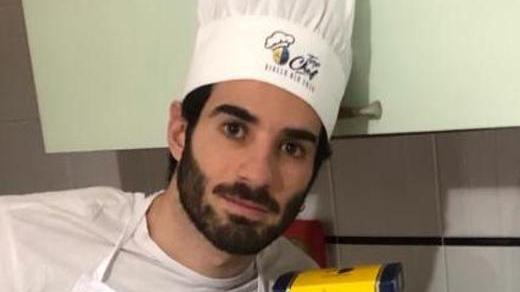 Bottura incorona Muroni: «Se non lo confermano lo prendo in cucina con me»